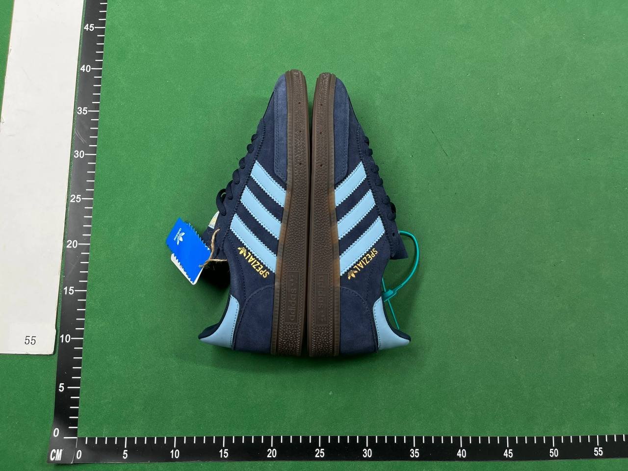  Adidas Gazelle Sneakers [20 styles]