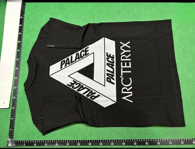 Palace Tri-Ferg T-Shirt [40 styles]