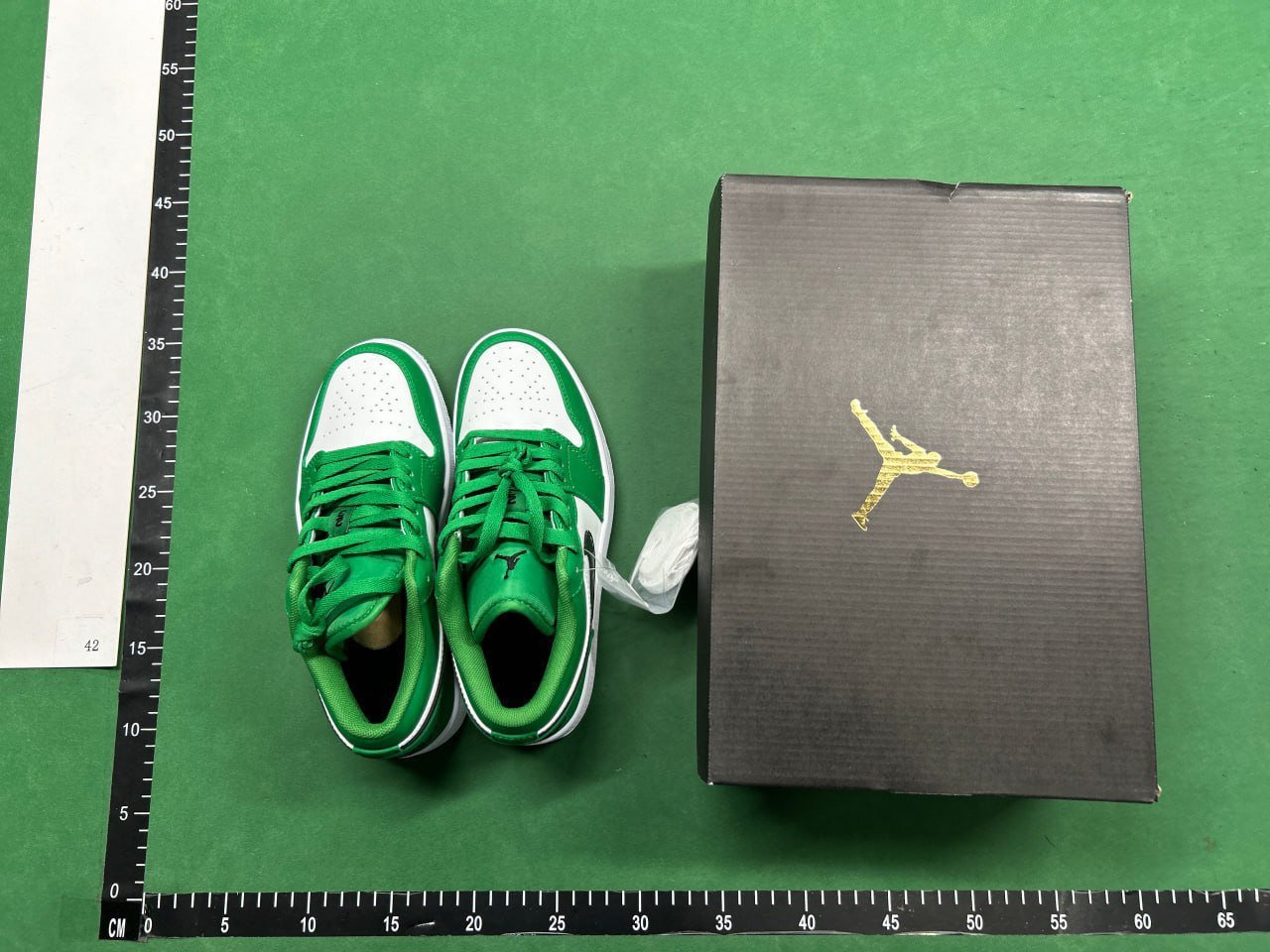  Air Jordan 1 Low OG Sneakers [12 styles]