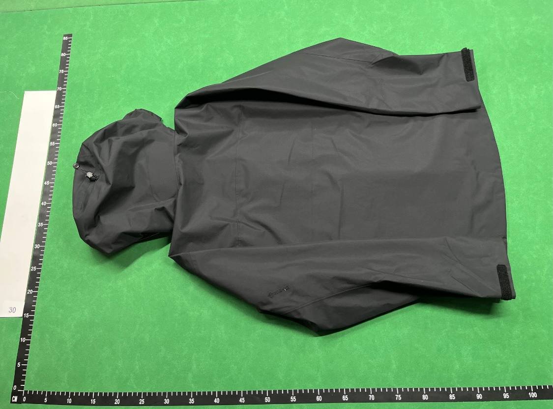 ARC’TERYX Hoodie Jackets [8 styles]