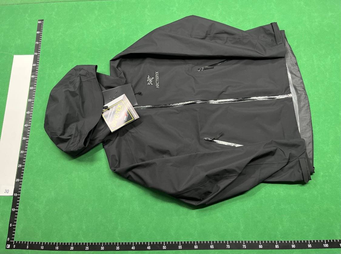ARC’TERYX Hoodie Jackets [8 styles]
