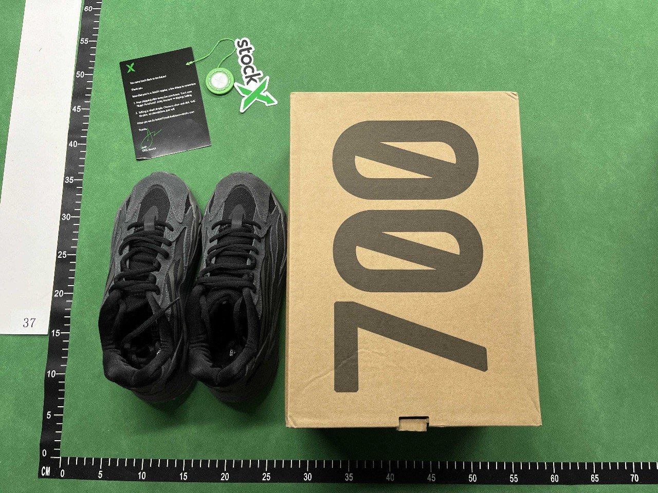 Adidas Yeezy Boost 700 Sneakers [4 styles]