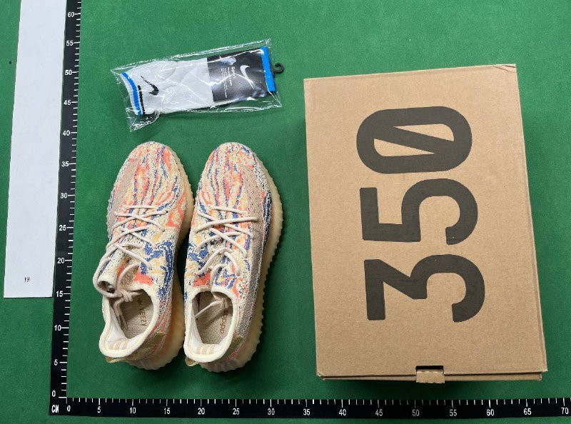 Adidas Yeezy Boost 350 Sneakers [27 styles]