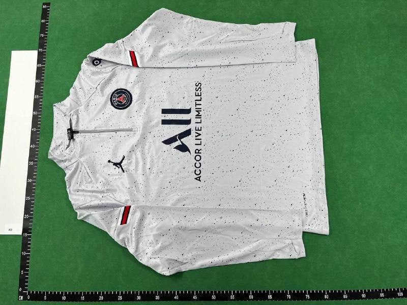 Paris Saint-Germain Training Kit [40 styles]