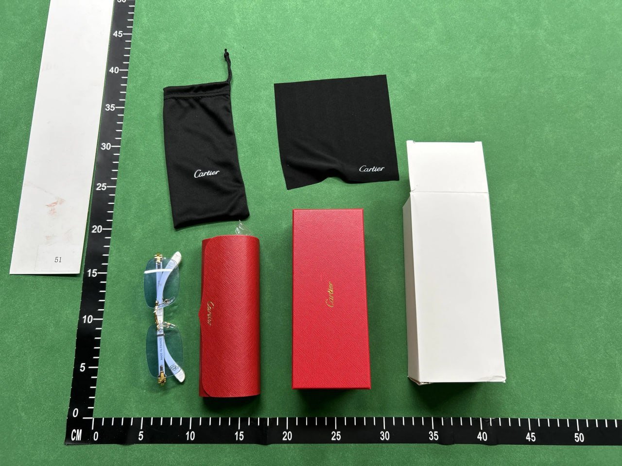 Cartier Round Frame Eyeglasses [21 styles]