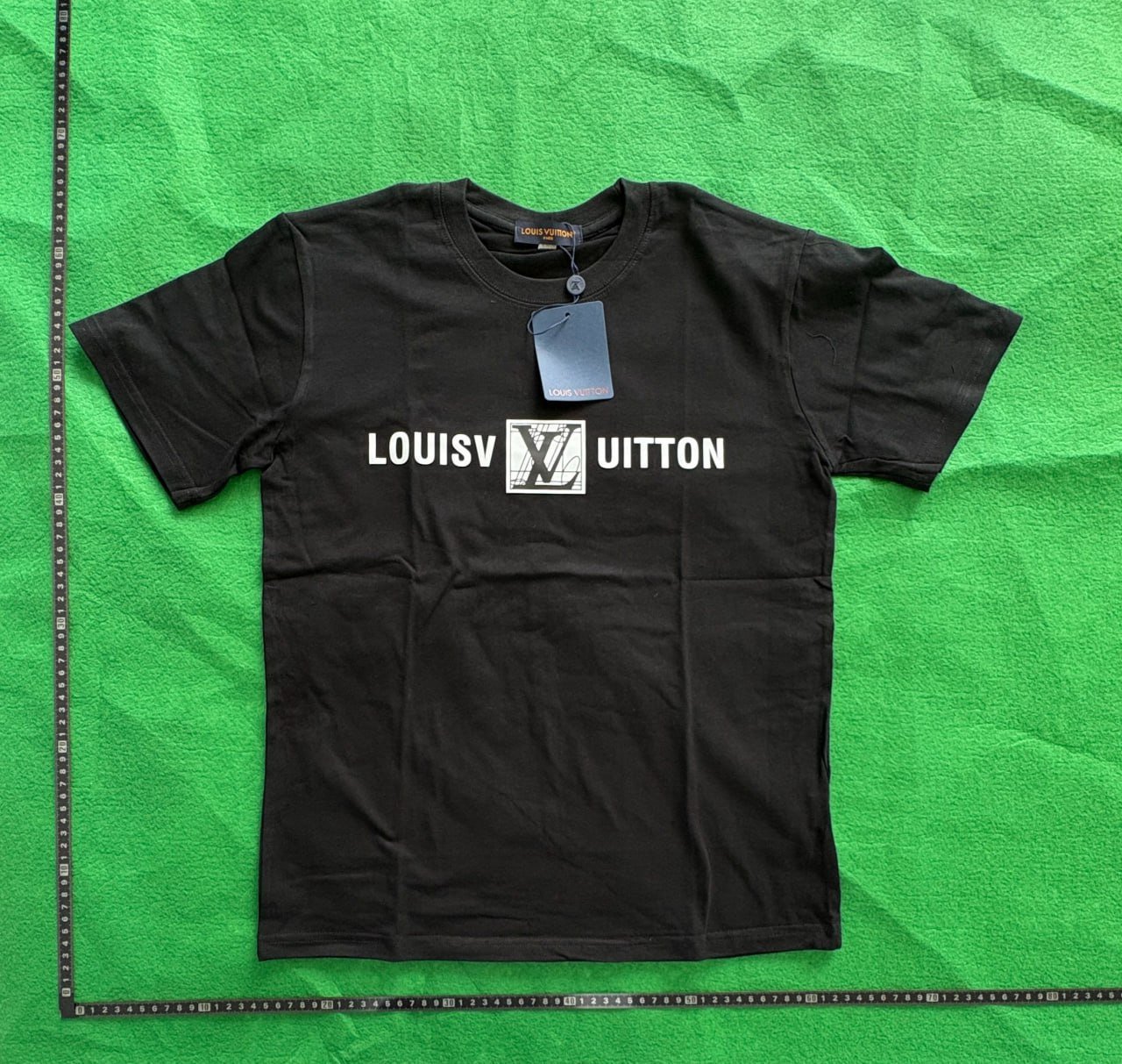Louis Vuitton Graphic T-Shirt [40 styles]