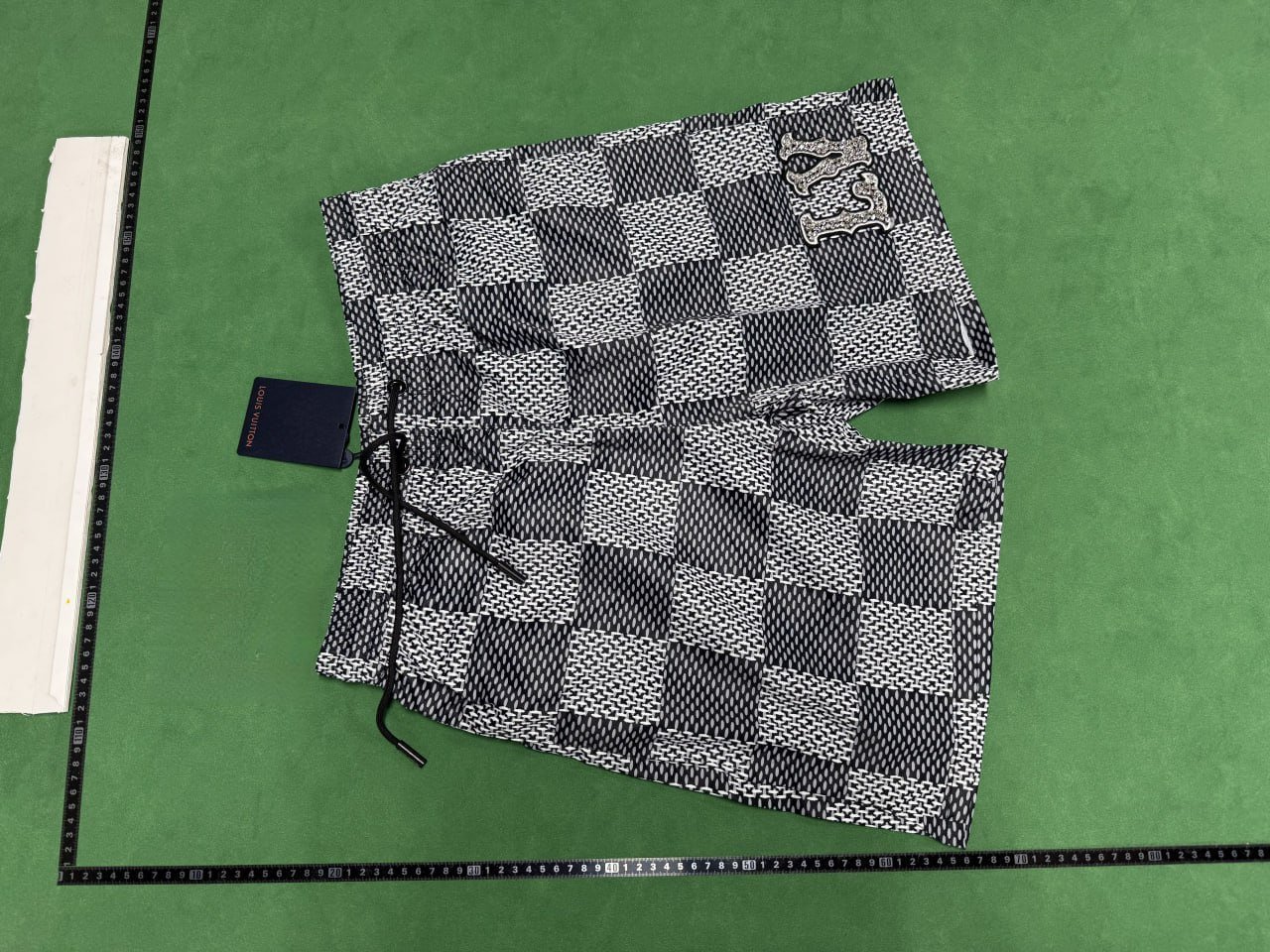  Louis Vuitton Monogram Beach Shorts [40 styles]