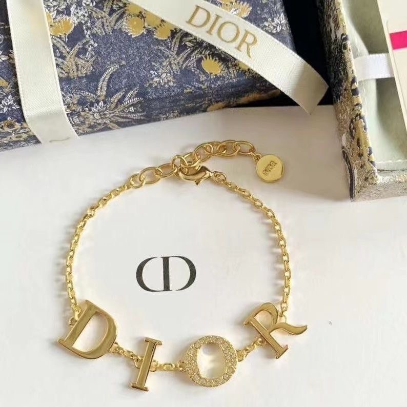 Dior Dior Letter Necklace