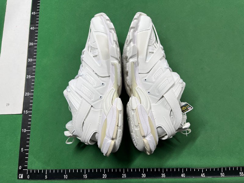 Balenciaga Track 2 Sneakers [31 styles]
