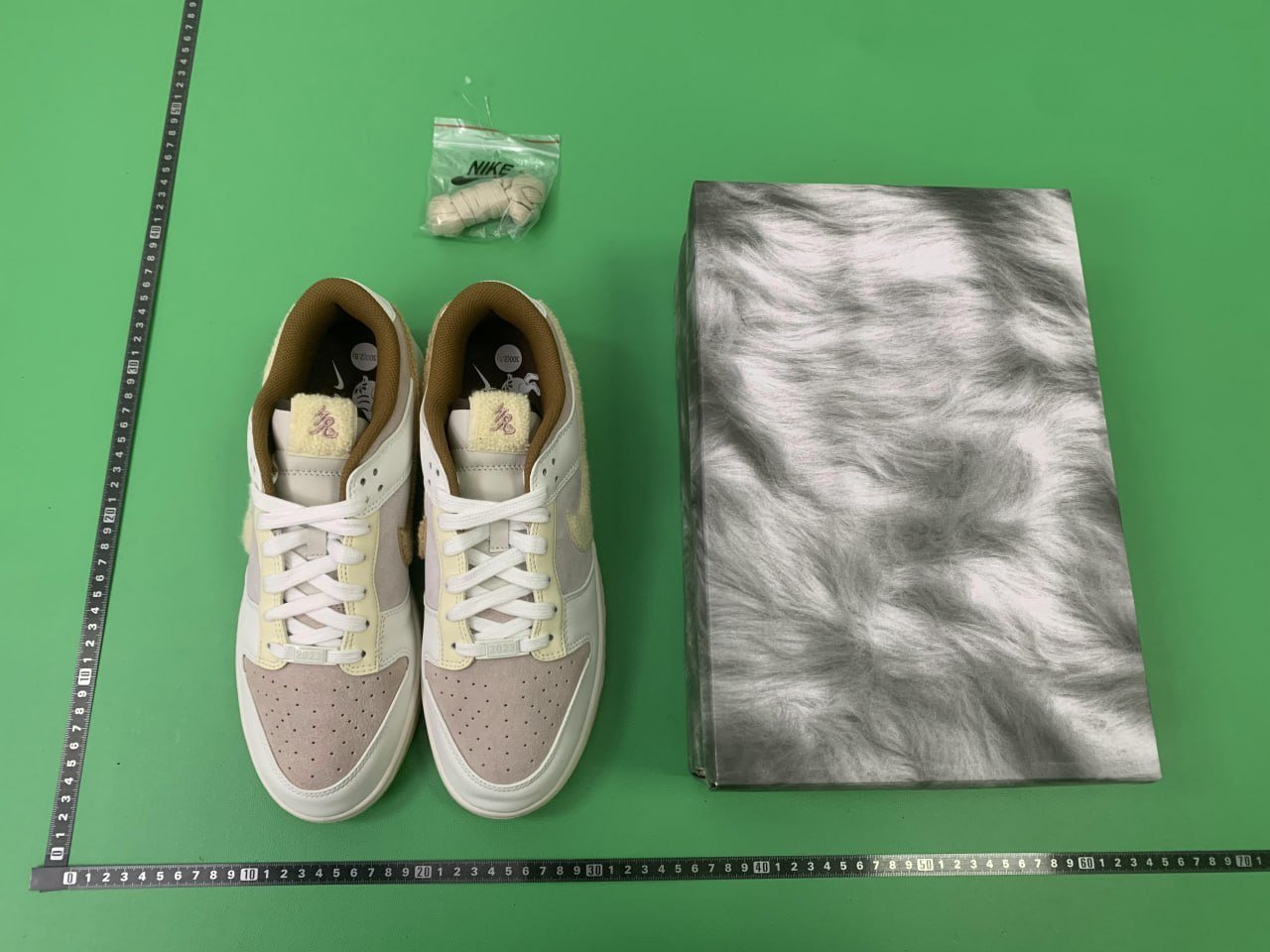 Nike Dunk Low Sneakers [23 styles]