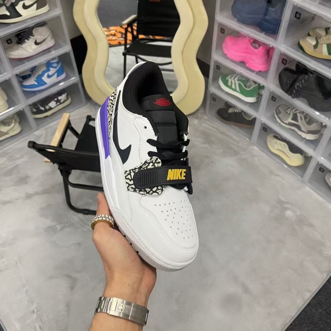  Nike Air Jordan 312 Sneakers [11 styles]