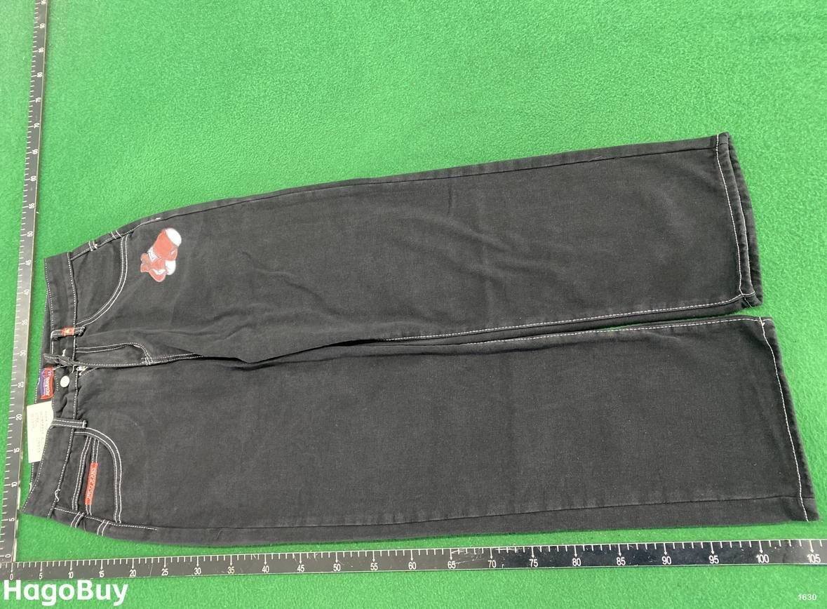 Dsquared2 and Amiri Jeans [36 styles]