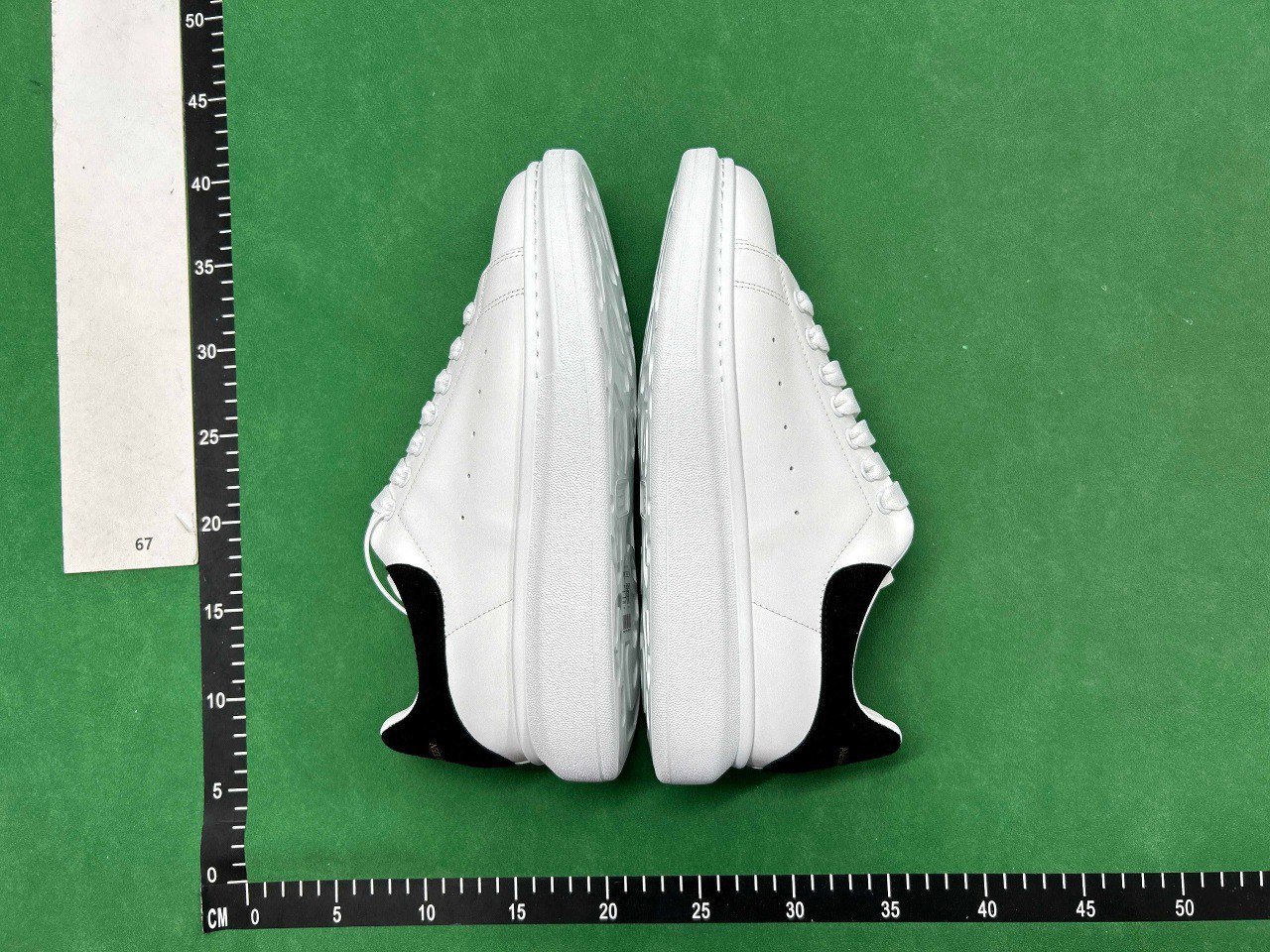 Alexander McQueen Oversized Sneakers [40 styles]