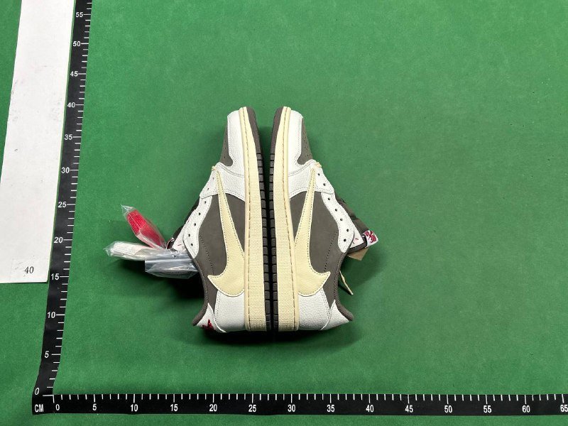 Travis Scott x Air Jordan 1 Low Sneakers [20 styles]