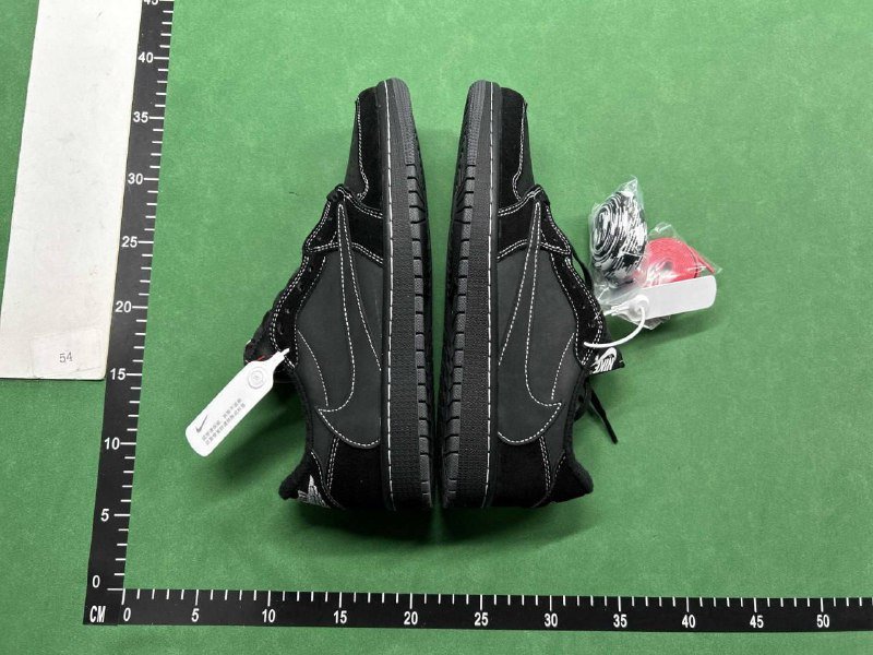 Travis Scott x Air Jordan 1 Low Sneakers [20 styles]