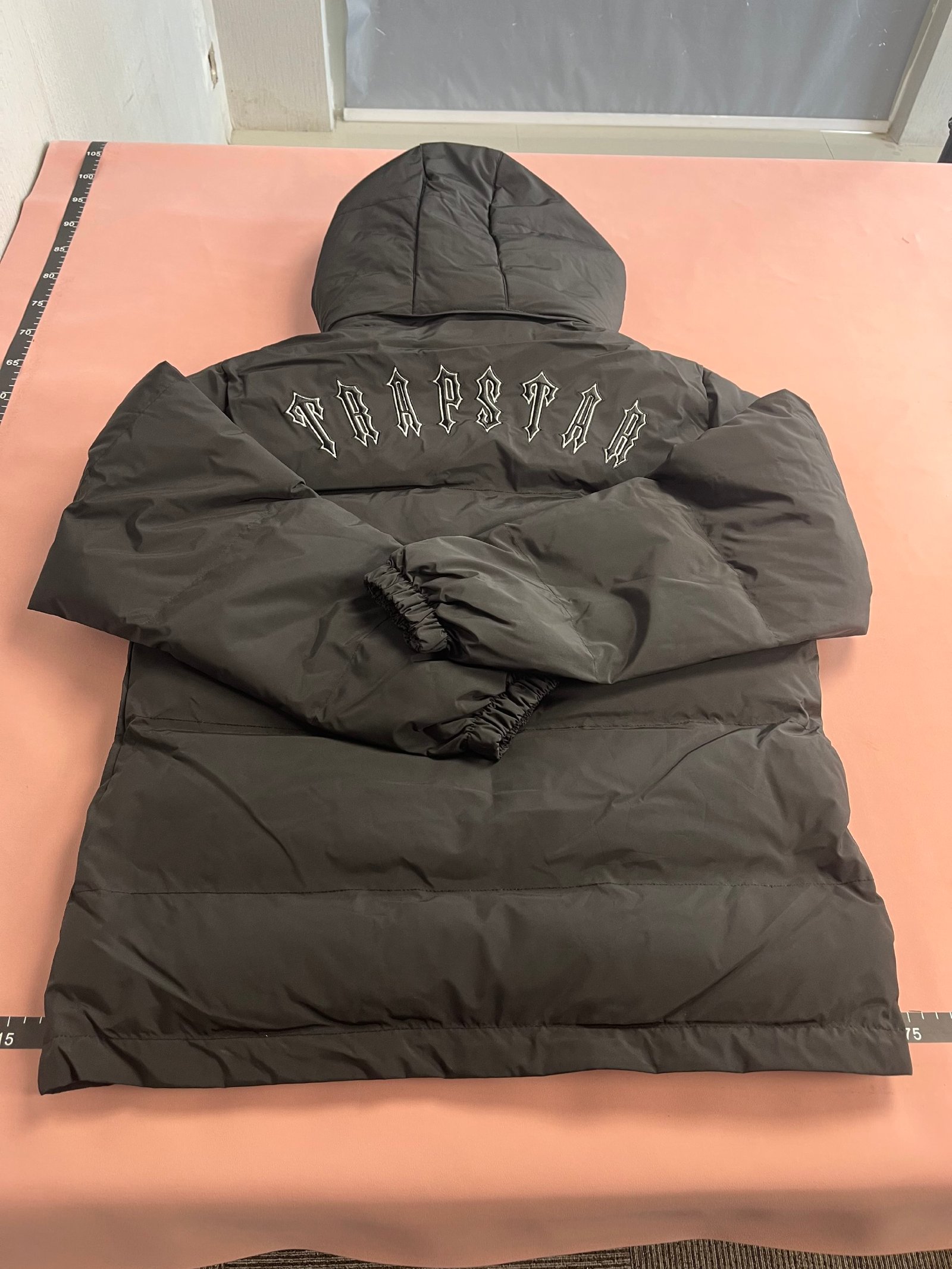 Men's Black Puffer Jacket with Hood Winter Warm Coat