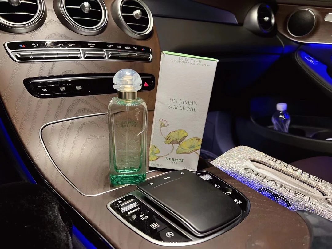 Chanel 1957 Eau de Parfum [39 styles]