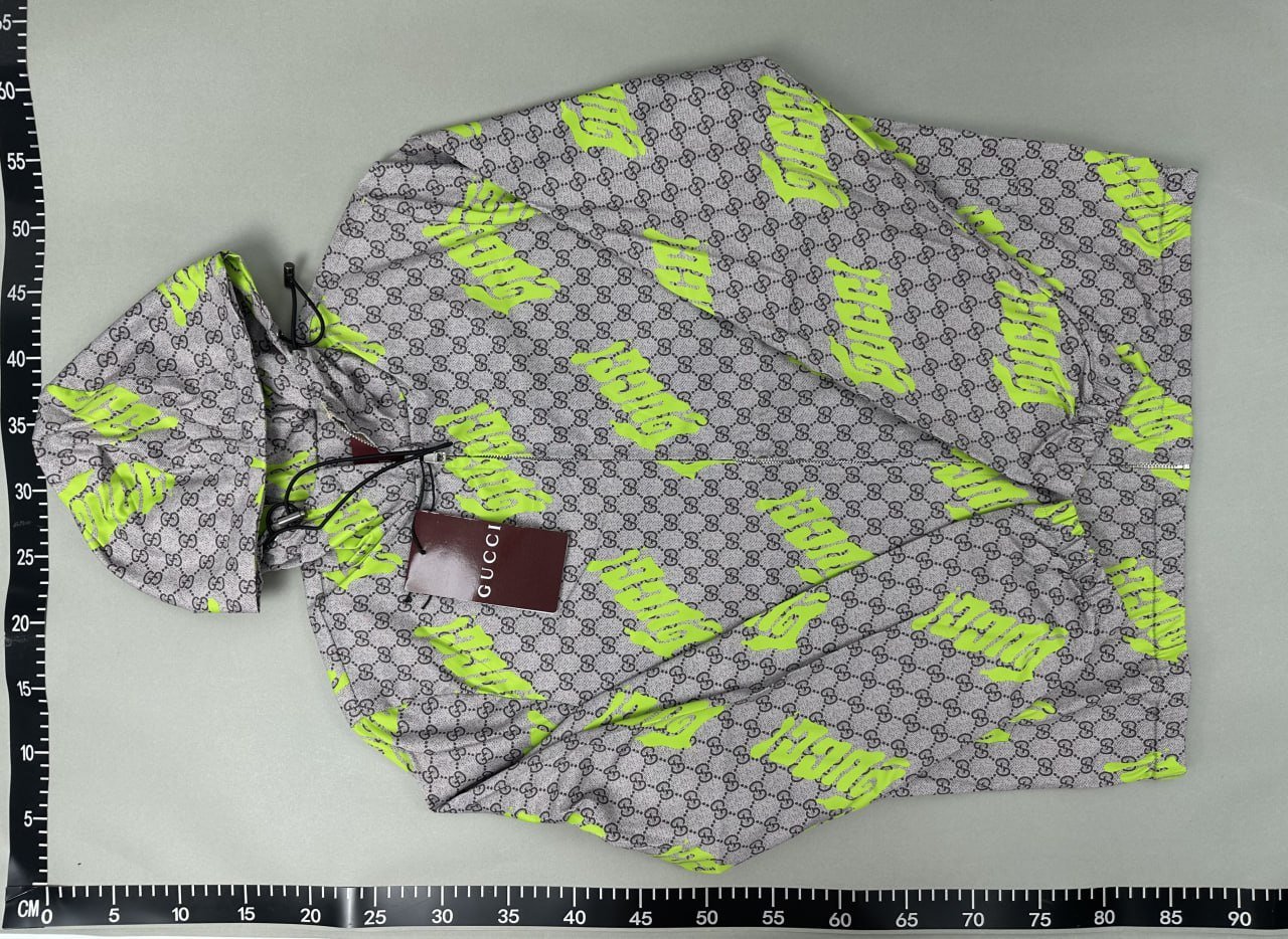  Gucci GG Supreme Hooded Jacket [19 styles]