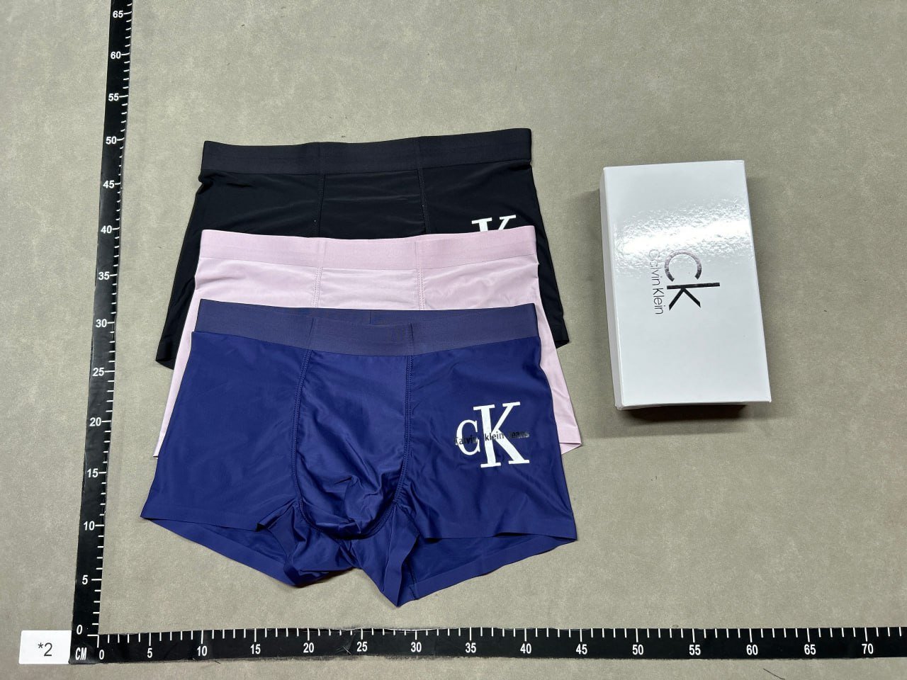 Calvin Klein Underwear [37 styles]