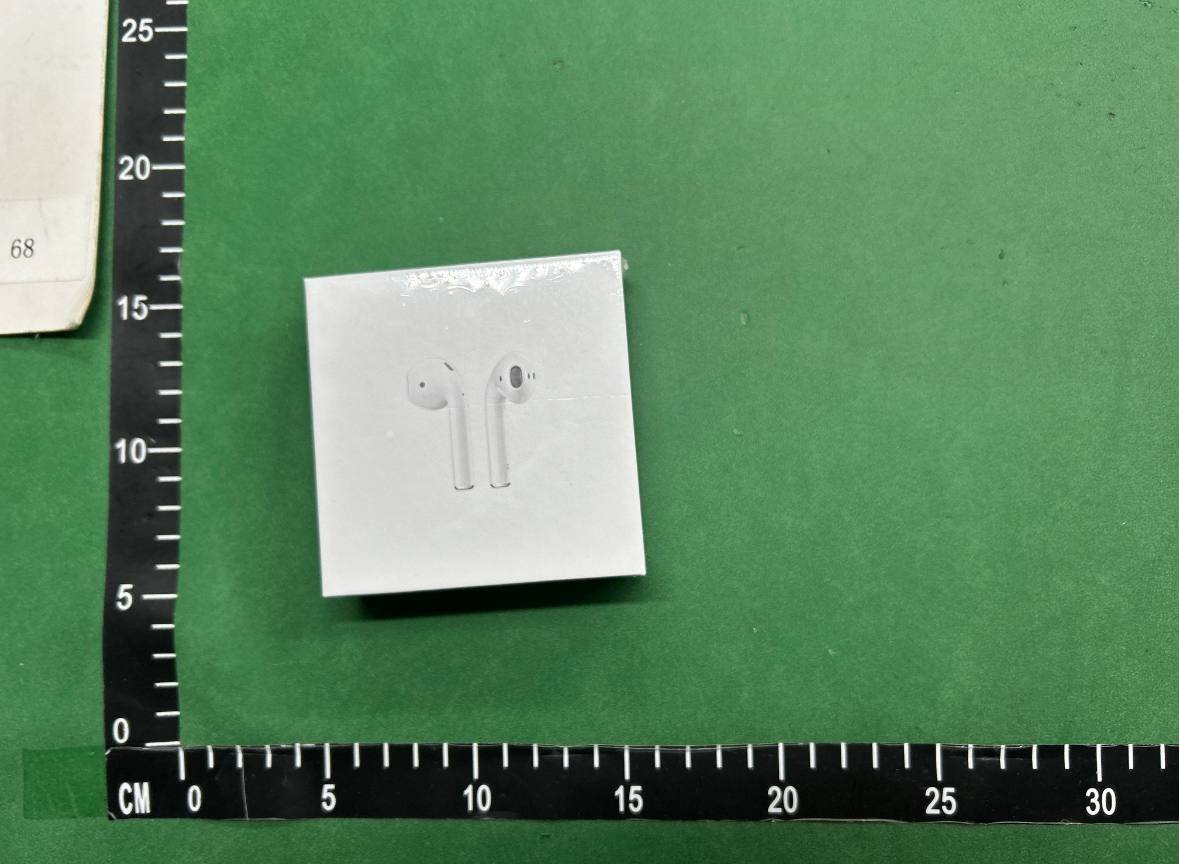 Apple AirPods 2 Wireless Earbuds