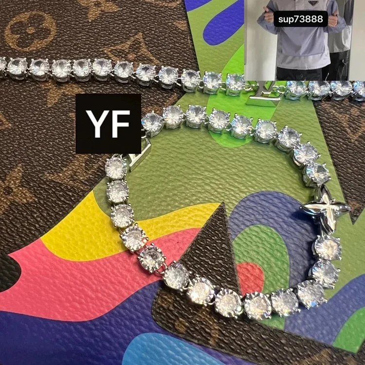 Louis Vuitton Monogram Diamond Bracelet
