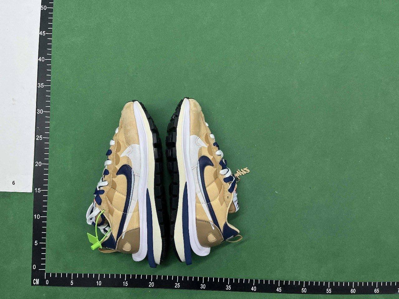 Sacai Nike LDWaffle / VaporWaffle Sneakers [14 styles]