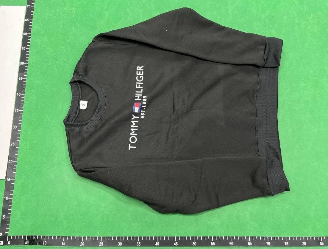  Tommy Hilfiger Logo Hoodie [26 styles]