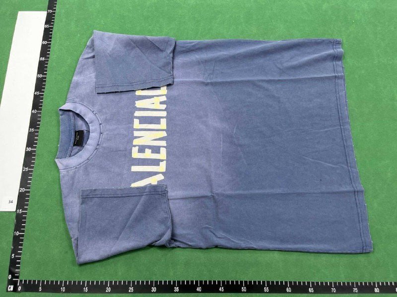  Balenciaga Logo Print T-Shirt [36 styles]