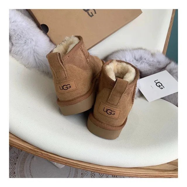 UGG Classic Mini Boots [31 styles]