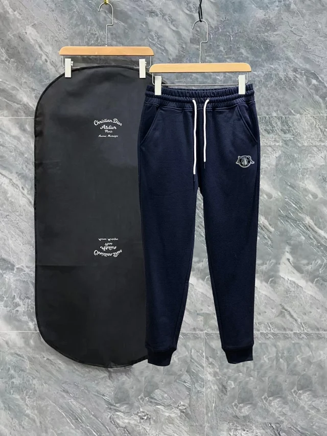 GUCCI Sweatpants [37 styles]