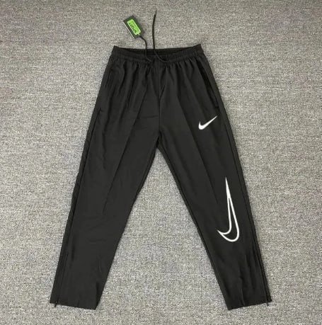 Nike Windrunner Jacket [40 styles]