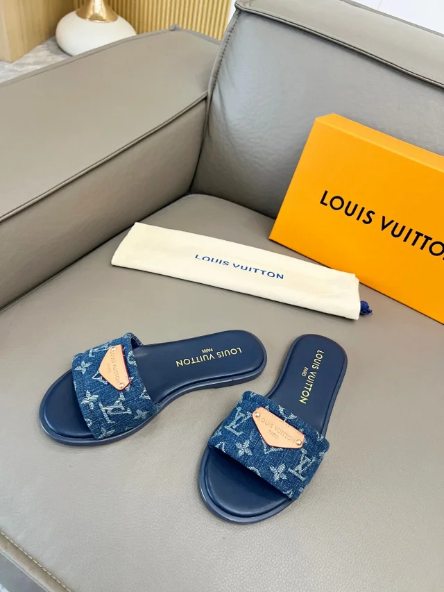 LV slippers