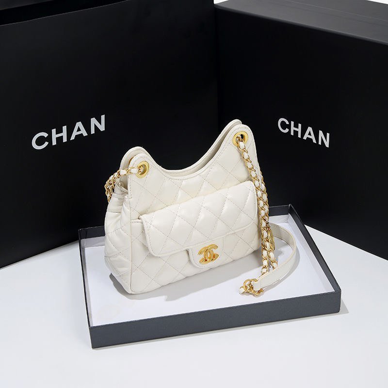 Chanel shoulder bag