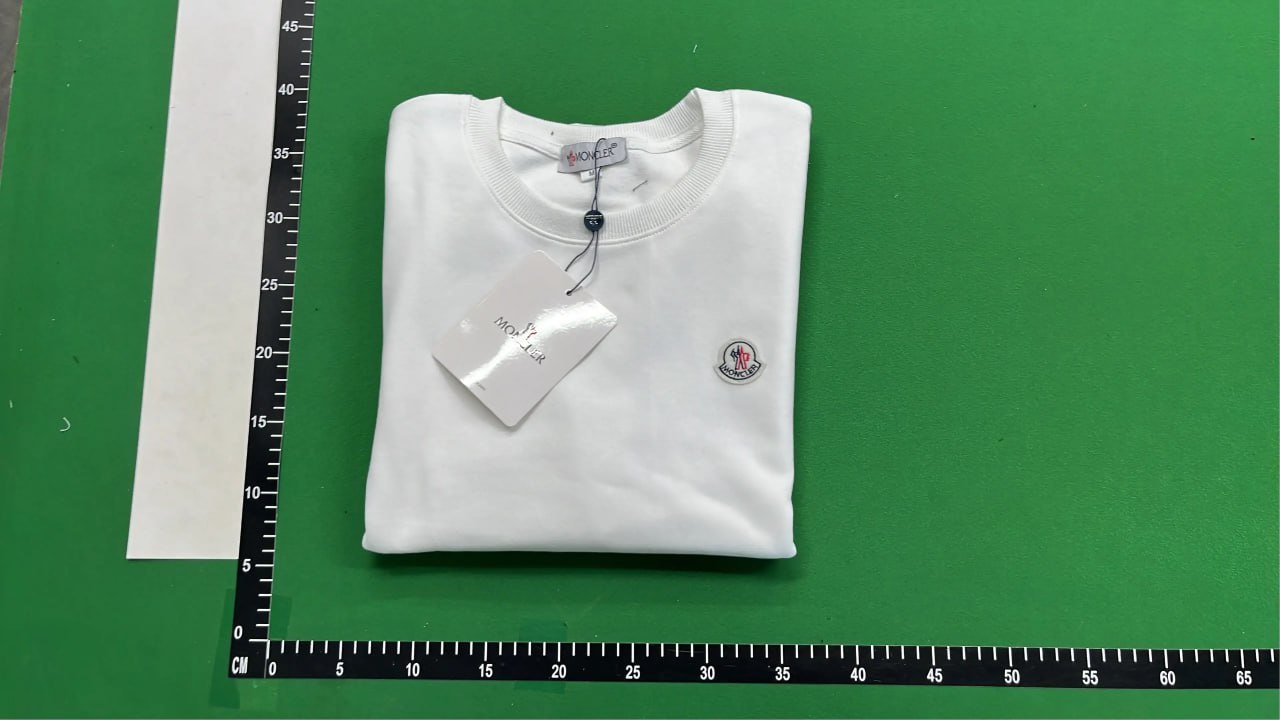 Moncler Logo Sweatshirt [40 styles]
