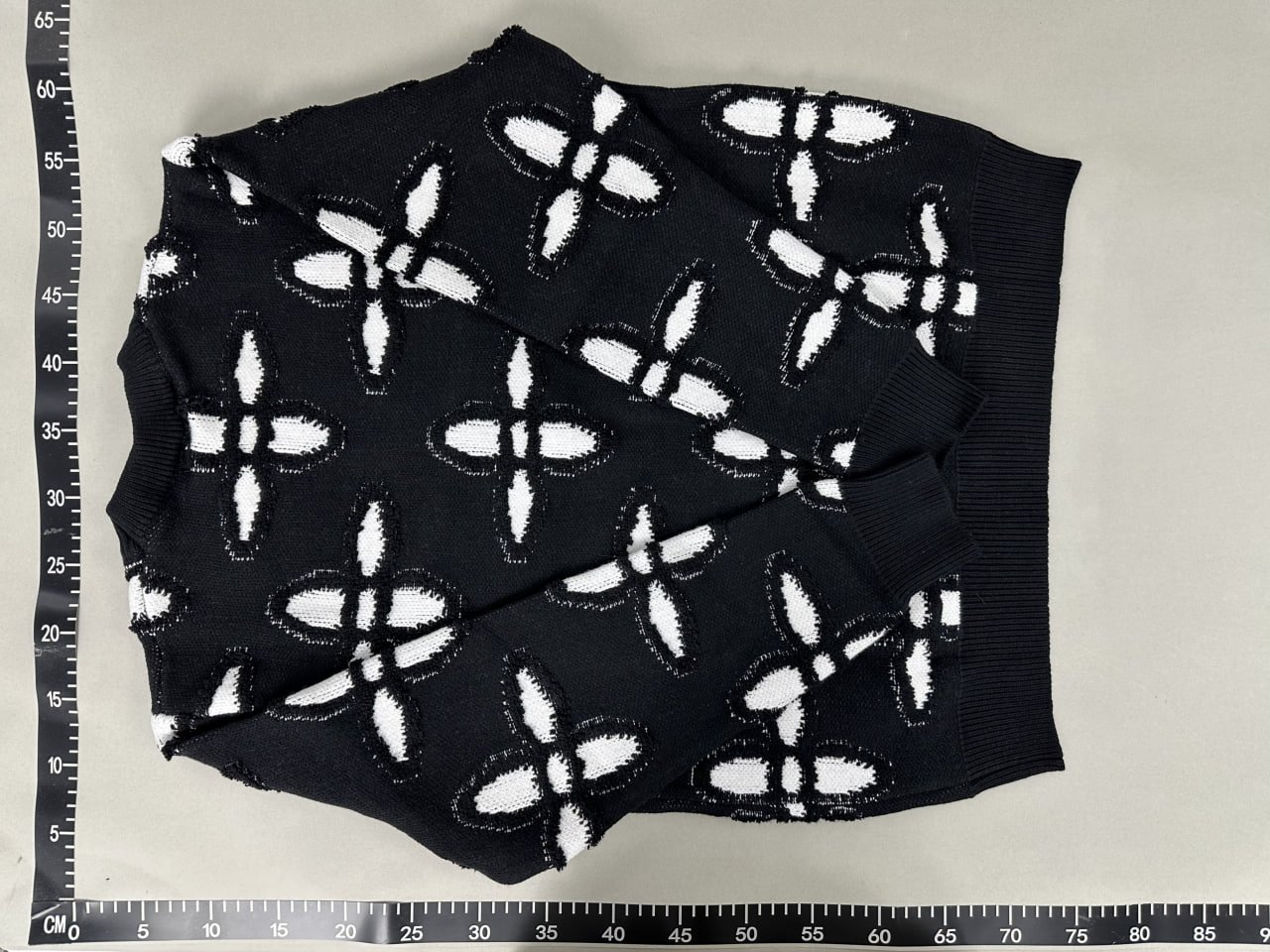 LV Sweater