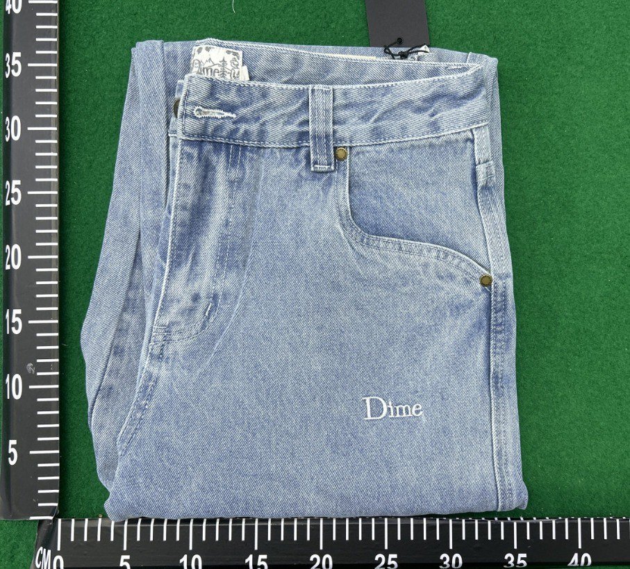 Dime Jeans