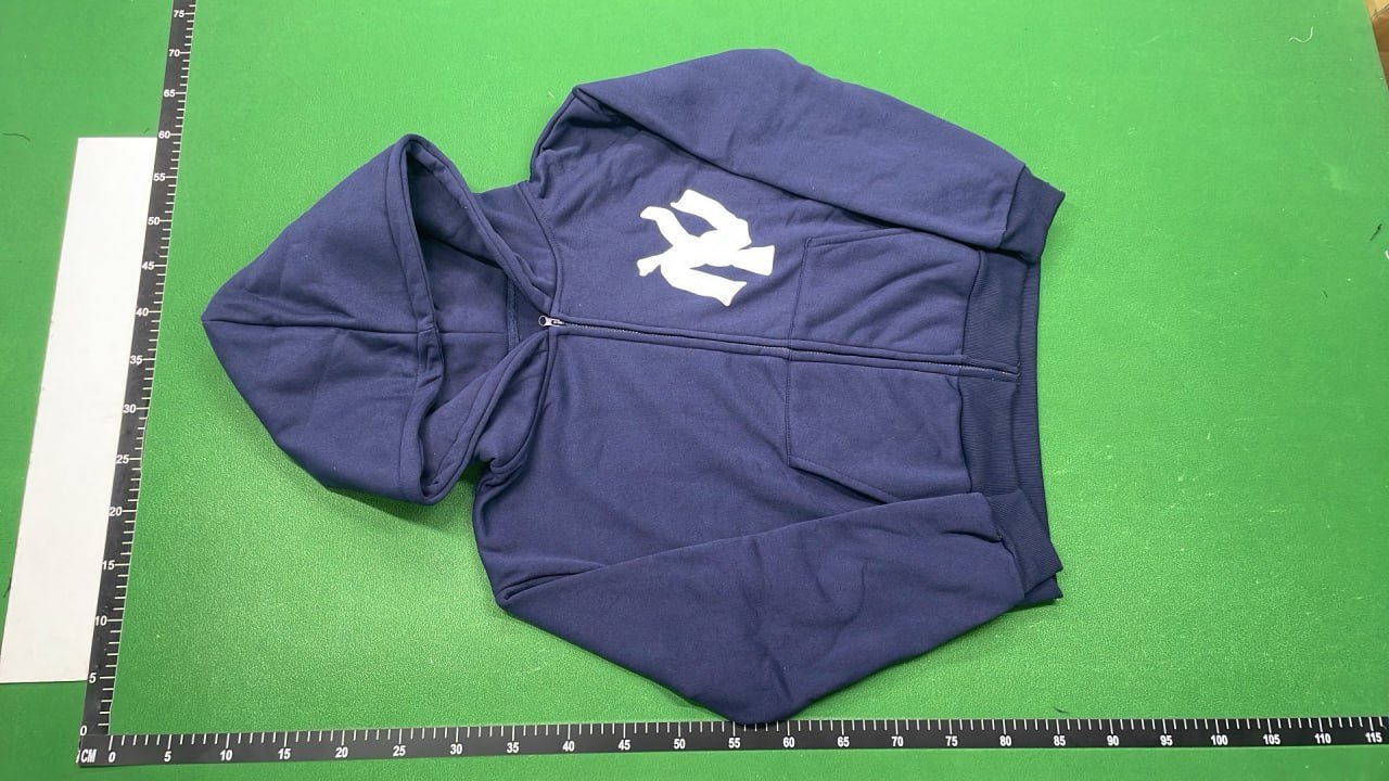 Akimbo Hoodie
