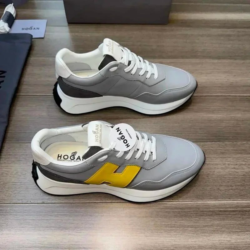 LV trainer Moncler Hogan