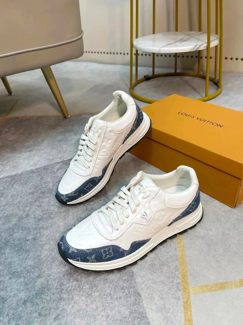 LV trainer Moncler Hogan