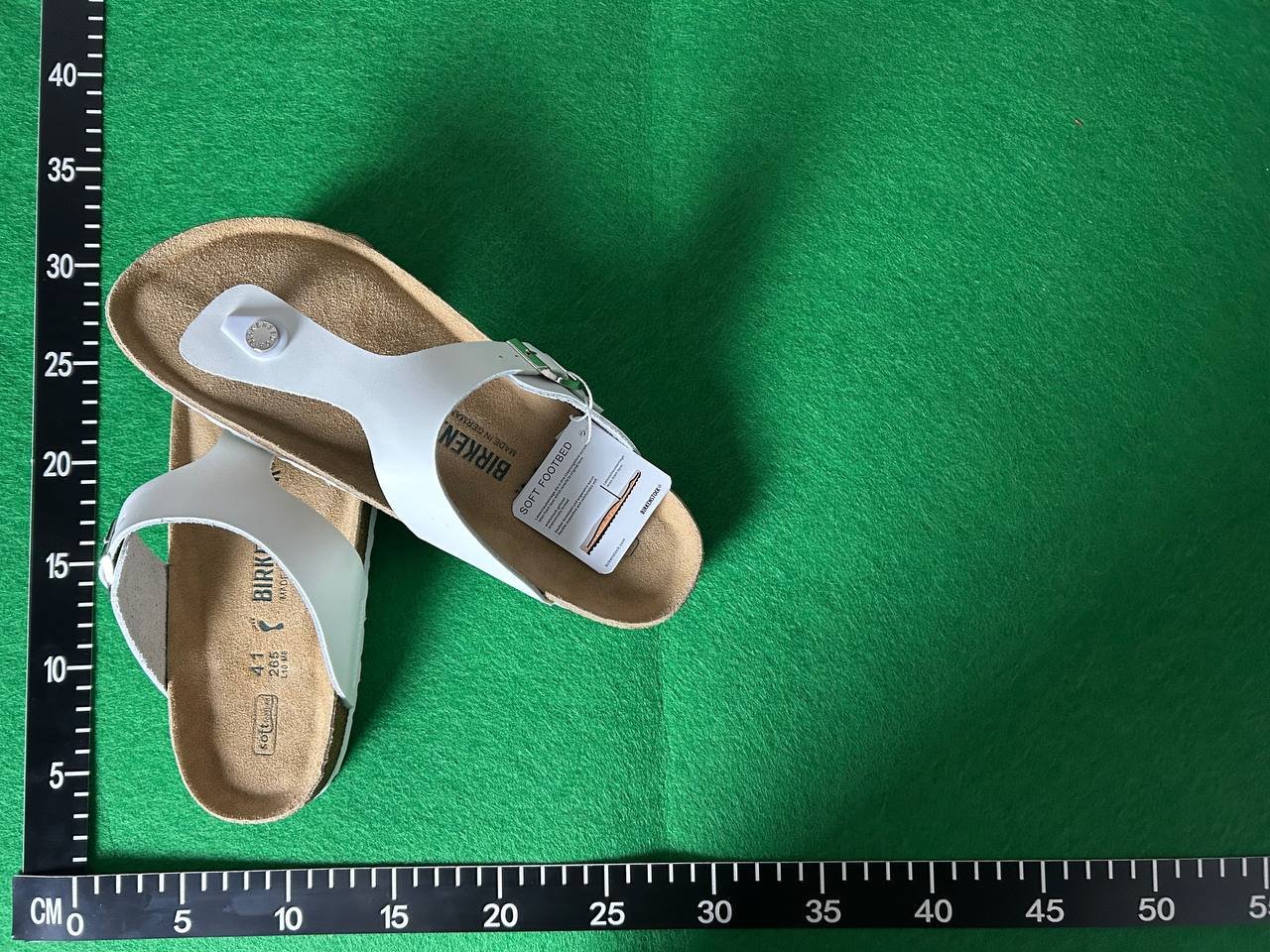 BIRKENSTOCK （Flip Flops）