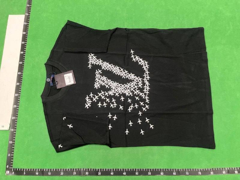  Louis Vuitton tee  