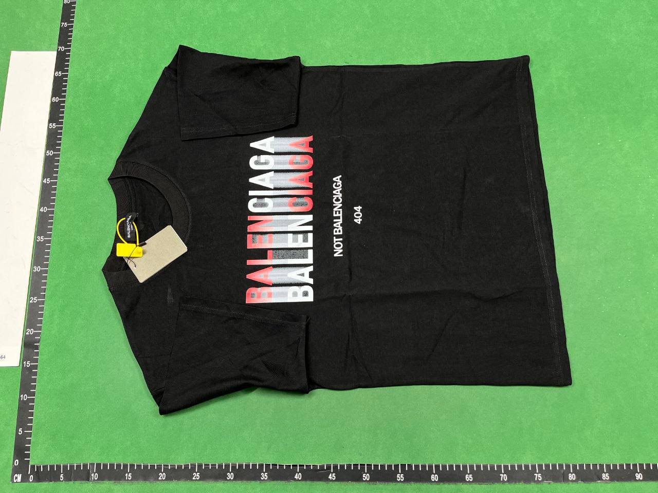 Supreme T-shirt  (32 CP)