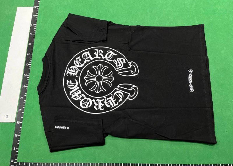 Chrome hearts T-shirt   (36 CP)
