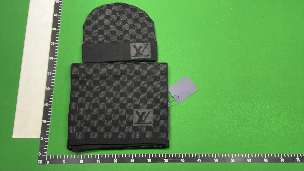 Lv Scarf  hat