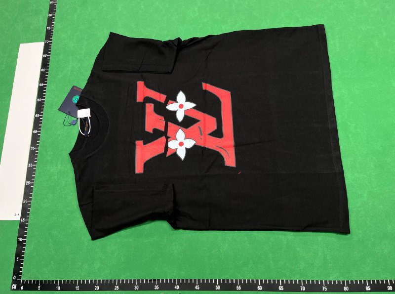 LV T-Shirt( 20 + styles)