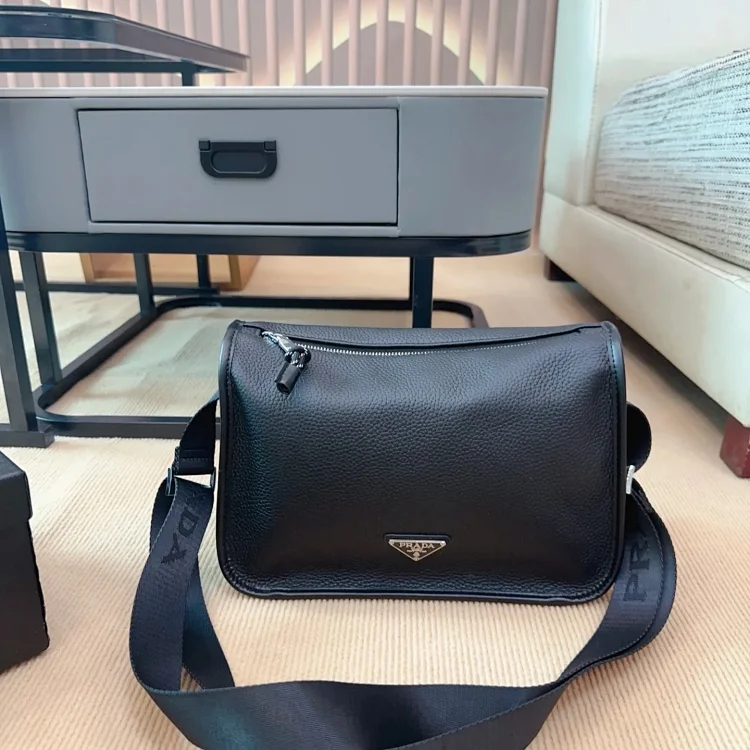  Prada bag high qual