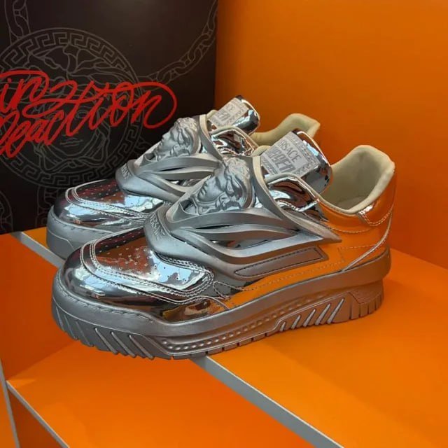 BESE quality Versace