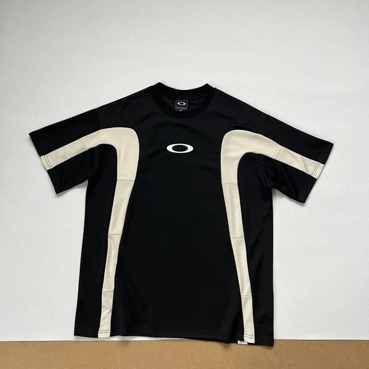   best11OAK TEE