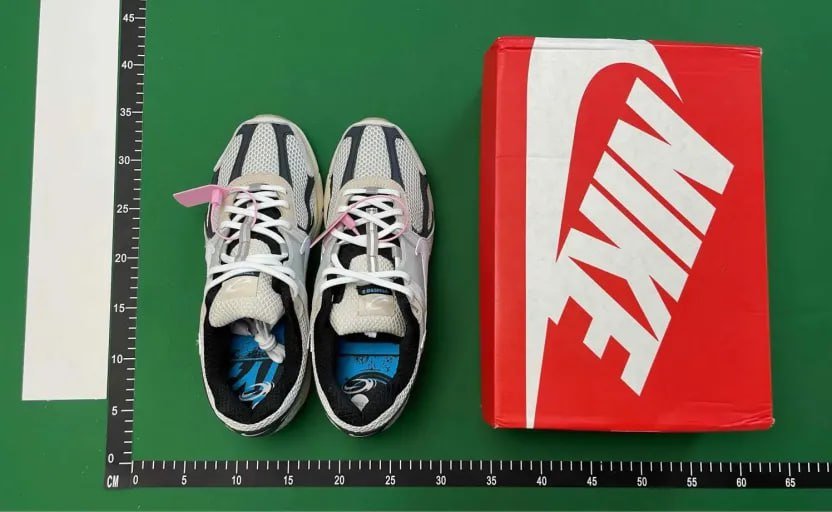 Nike Air Zoom Vomero 5