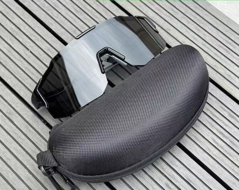 Cycling, hiking, climbing goggles